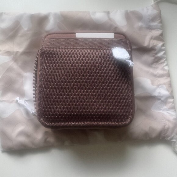 Dagne Dover Arlo Neoprene Tech Organizer - Picture 6 of 6